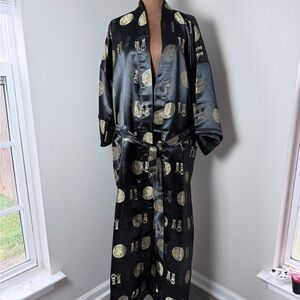 Elegant Black and Gold Women's Robe
